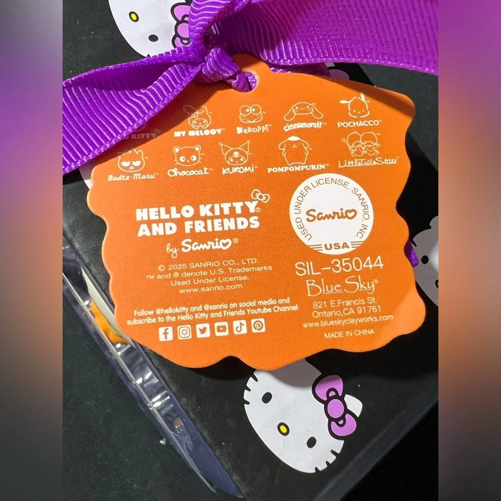 Hello Kitty Halloween Salt & Pepper Shaker Set 🎃🎀